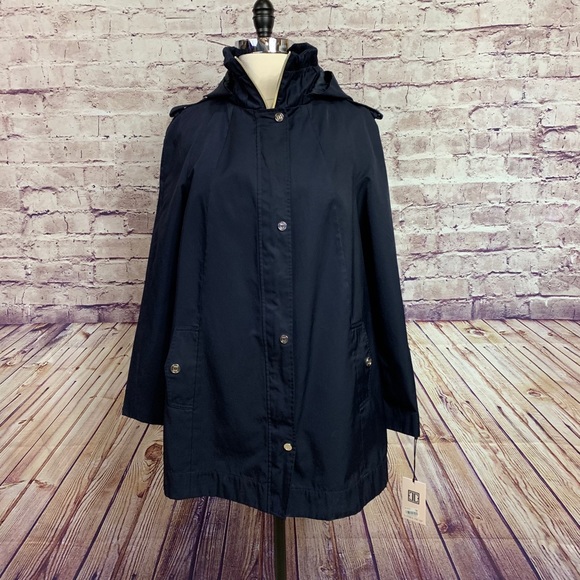 Ivanka Trump Jackets & Blazers - Ivanka Trump Navy Zip Snap Front Floral Lined Raincoat